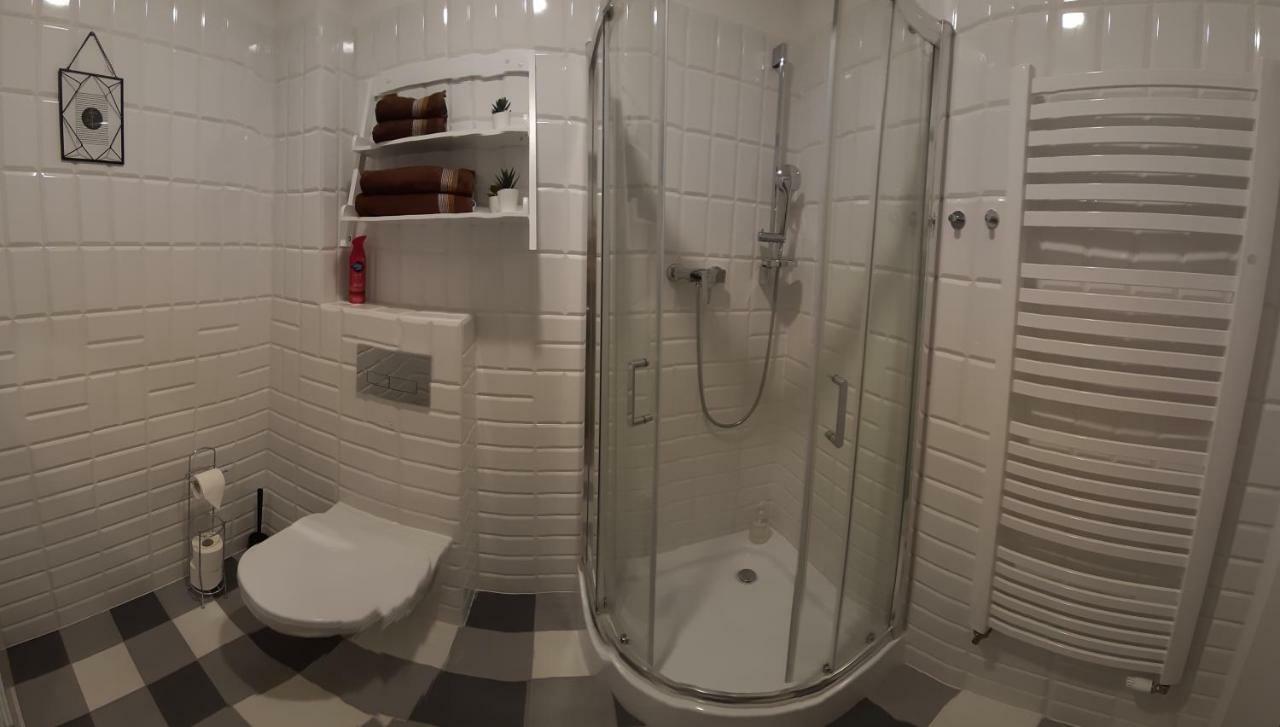 Nad Stara Odra Apartment *